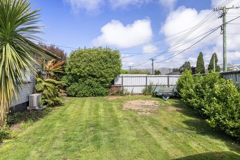 Photo of property in 8 Compton Street, Woolston, Christchurch, 8062