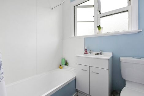 Photo of property in 26 Edinburgh Street, Green Island, Dunedin, 9018