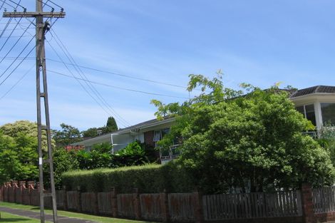 Photo of property in 2/37 Lloyd Avenue, Mount Albert, Auckland, 1025