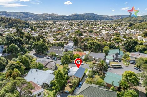 Photo of property in 10 Crawford Grove, Naenae, Lower Hutt, 5011