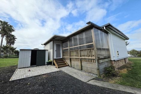 Photo of property in 10 Hillcrest Grove, Hillpark, Auckland, 2102