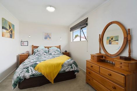 Photo of property in 14 Walton Road, Paraparaumu Beach, Paraparaumu, 5032