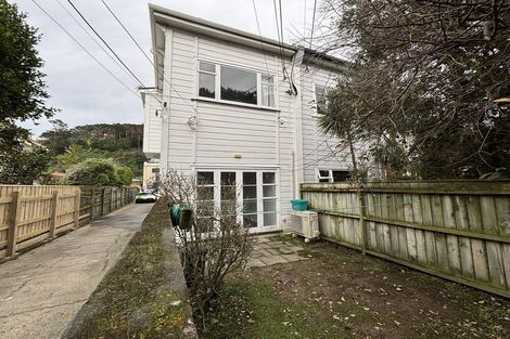 Photo of property in 1/190 The Parade, Island Bay, Wellington, 6023