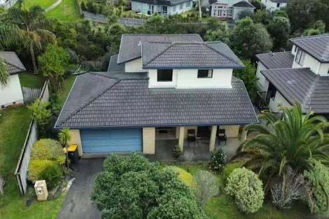 Photo of property in 16 Crimson Park, Oteha, Auckland, 0632