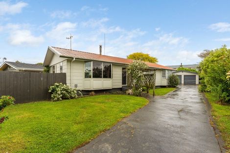 Photo of property in 10 Meadowbrook Drive, Cloverlea, Palmerston North, 4412
