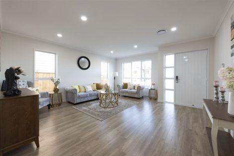 Photo of property in 61 Tir Conaill Avenue, Flat Bush, Auckland, 2019