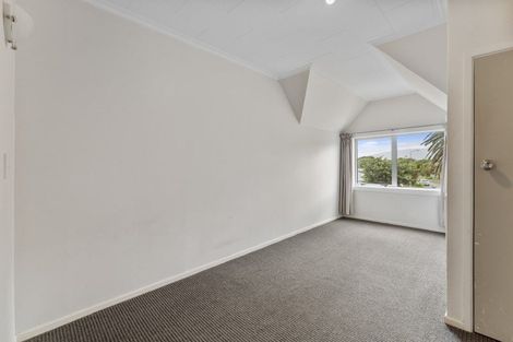 Photo of property in 25 Callender Terrace, Paraparaumu Beach, Paraparaumu, 5032