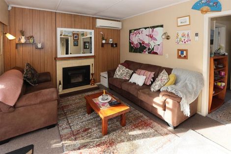 Photo of property in 14 Charles Road, Hannahs Bay, Rotorua, 3010