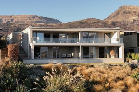 Photo of property in 16 Advance Terrace, Arrowtown, 9302