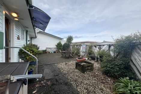 Photo of property in 8 Kew Grove, Wainuiomata, Lower Hutt, 5014