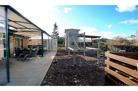 Photo of property in 25 Jenny Lane, Waiuku, 2123