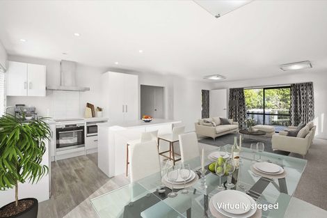 Photo of property in 11 Heta Road, Highlands Park, New Plymouth, 4312