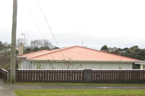 Photo of property in 22 Penrith Street, Westown, New Plymouth, 4310