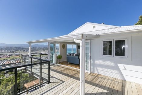 Photo of property in 132 Duncan Terrace, Kilbirnie, Wellington, 6022