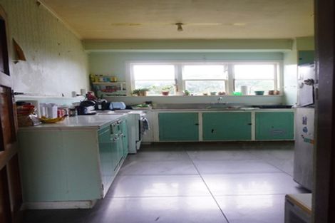 Photo of property in 24 Riemenschneider Street, Manaia, 4612