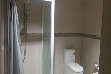 Photo of property in 5 Saddleback Rise, Murrays Bay, Auckland, 0630