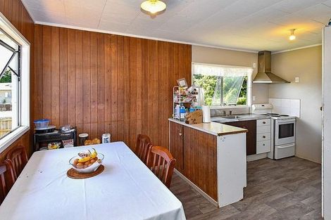 Photo of property in 74 Burundi Avenue, Clendon Park, Auckland, 2103