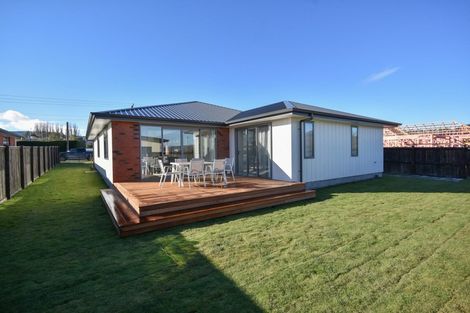 Photo of property in 147 Wingatui Road, Mosgiel, 9024