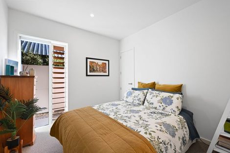 Photo of property in 8 Taylor Street, Cambridge, 3434