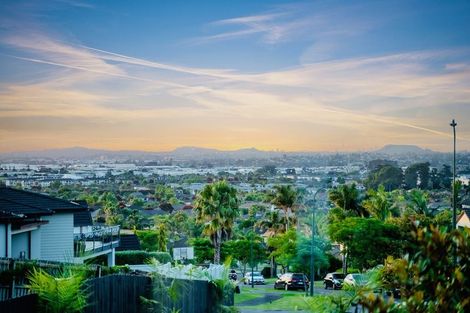 Photo of property in 31 Dunvegan Rise, East Tamaki Heights, Auckland, 2016
