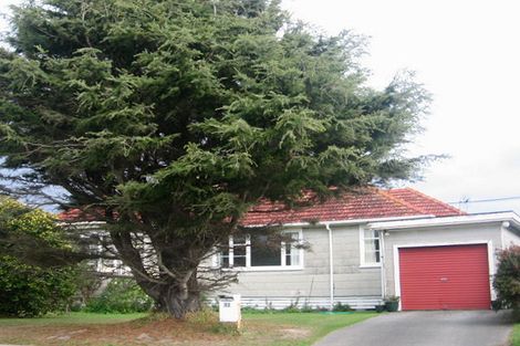 Photo of property in 32 Guthrie Street, Waterloo, Lower Hutt, 5011