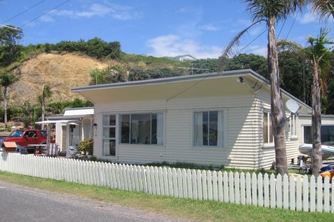 Photo of property in 2 Beach Parade, Oneroa, Waiheke Island, 1081