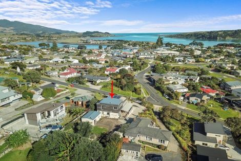 Photo of property in 35 Long Street, Raglan, 3225
