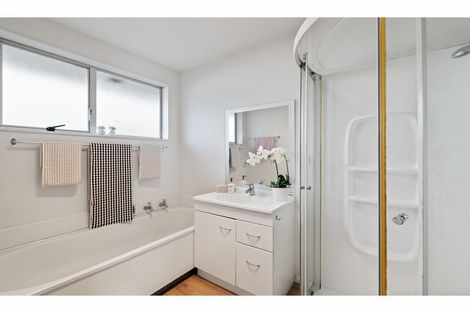 Photo of property in 12 Karnak Crescent, Russley, Christchurch, 8042