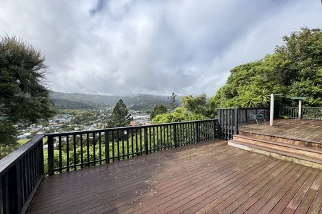 Photo of property in 129 Holborn Drive, Stokes Valley, Lower Hutt, 5019