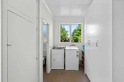 Photo of property in 42 Newburn Street, Waikaia, 9778