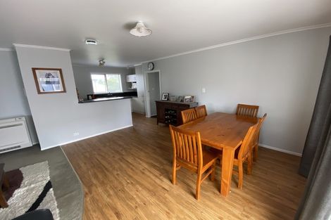Photo of property in 44 College Road, Edgecumbe, 3120