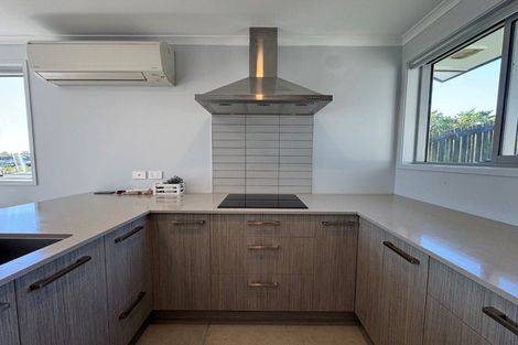 Photo of property in 1 Cascade Way, Omokoroa, 3114