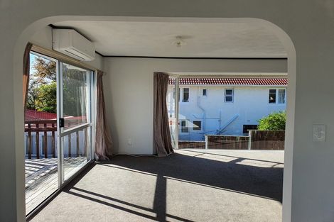 Photo of property in 2/139a Mokoia Road, Birkenhead, Auckland, 0626