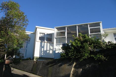 Photo of property in 1 Rajputana Way, Khandallah, Wellington, 6035