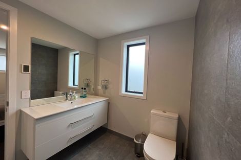 Photo of property in 47a Mcadam Drive, Jacks Point, Queenstown, 9371