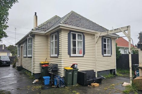 Photo of property in 185 Egmont Street, Patea, 4520