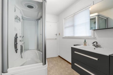 Photo of property in 3 Roosevelt Street, Levin, 5510