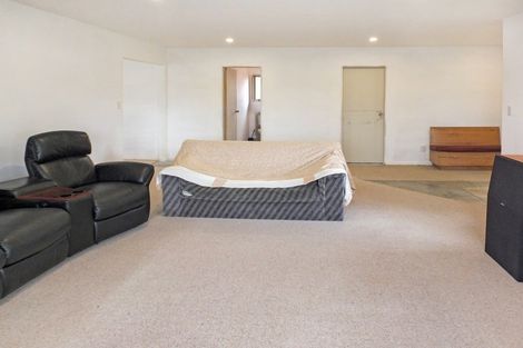 Photo of property in 4 Muritai Grove, Himatangi Beach, Foxton, 4891