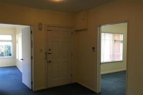 Photo of property in 213 Memorial Avenue, Burnside, Christchurch, 8053