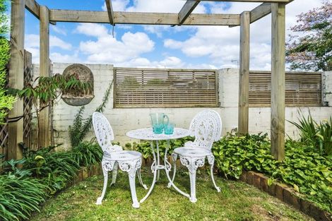 Photo of property in 72 Elliot Street, Howick, Auckland, 2014