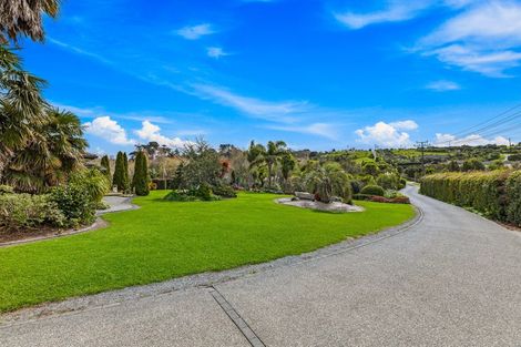 Photo of property in 41 Whangaparaoa Road, Red Beach, 0932