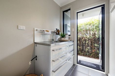 Photo of property in 29 Richmond Street, Cambridge, 3434