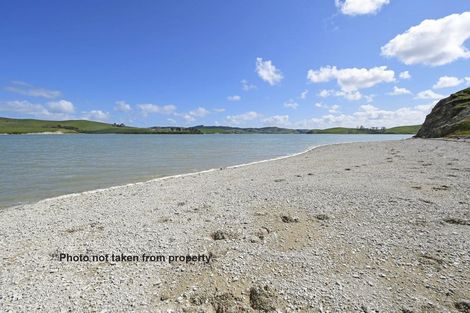 Photo of property in 1470 Oneriri Road, Kaiwaka, 0573