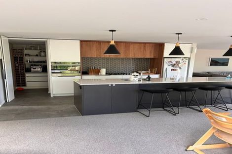 Photo of property in 8 Matau Lane, Ferndale, New Plymouth, 4310