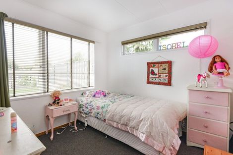 Photo of property in 13 James Cook Street, Havelock North, 4130