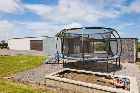 Photo of property in 35 Severn Street, Rongotea, 4476