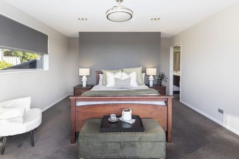 Photo of property in 20 Rushden Rise, Westmorland, Christchurch, 8025