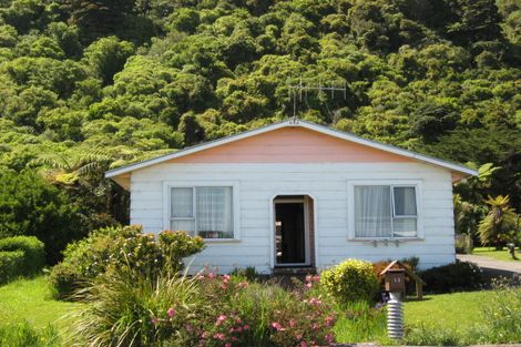 Photo of property in 13 Torea Street, Granity, 7823