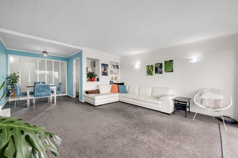 Photo of property in 3/64 Hattaway Avenue, Bucklands Beach, Auckland, 2012