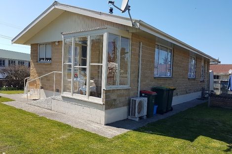 Photo of property in 5 Goldsmith Street, Waimate, 7924